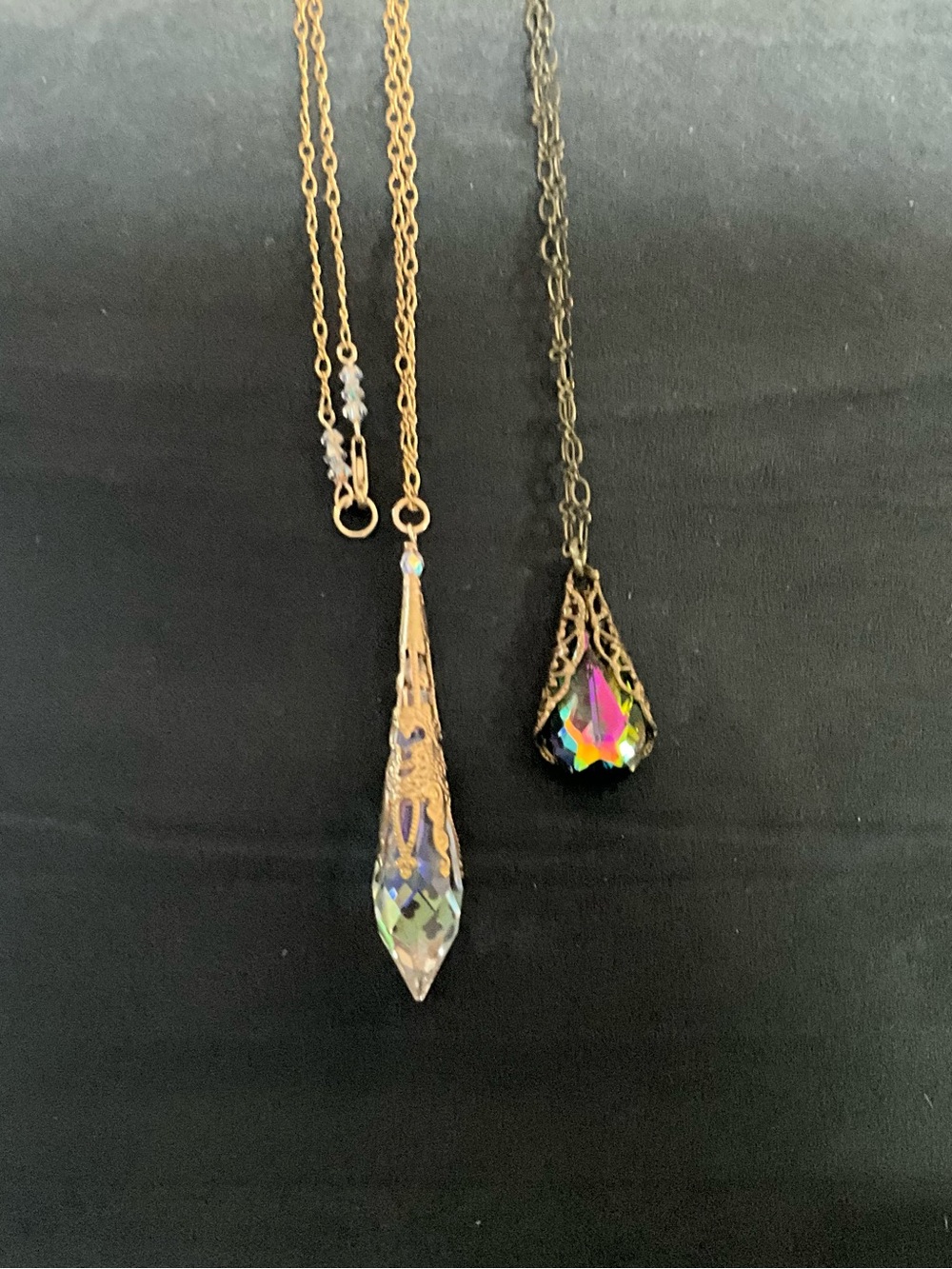 Iridescent Teardrop Vintage Pendant Necklaces - Women Jewelry